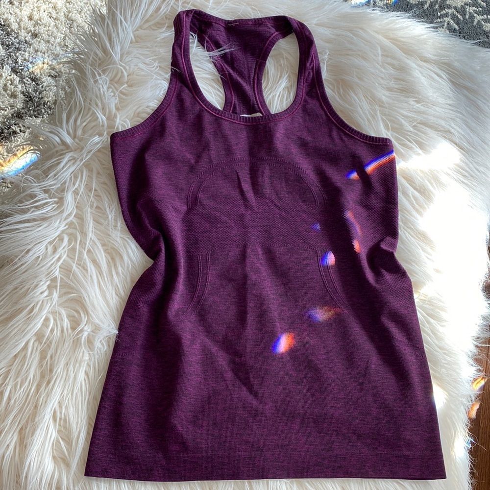 💞LULULEMON Athletica 💞nice top - Picture 3 of 13